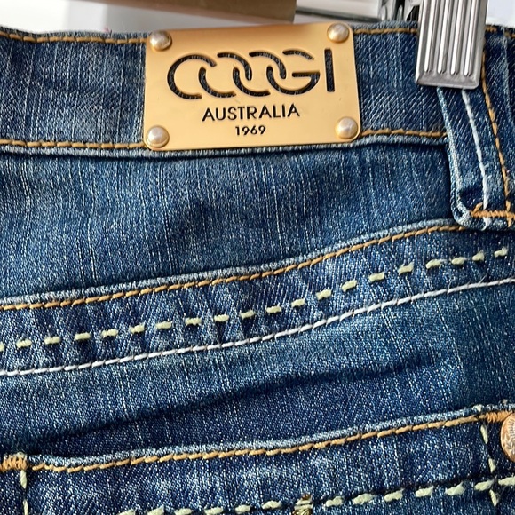 COOGI classic jeans size 6 32”/W-33.5”/L - Picture 3 of 8